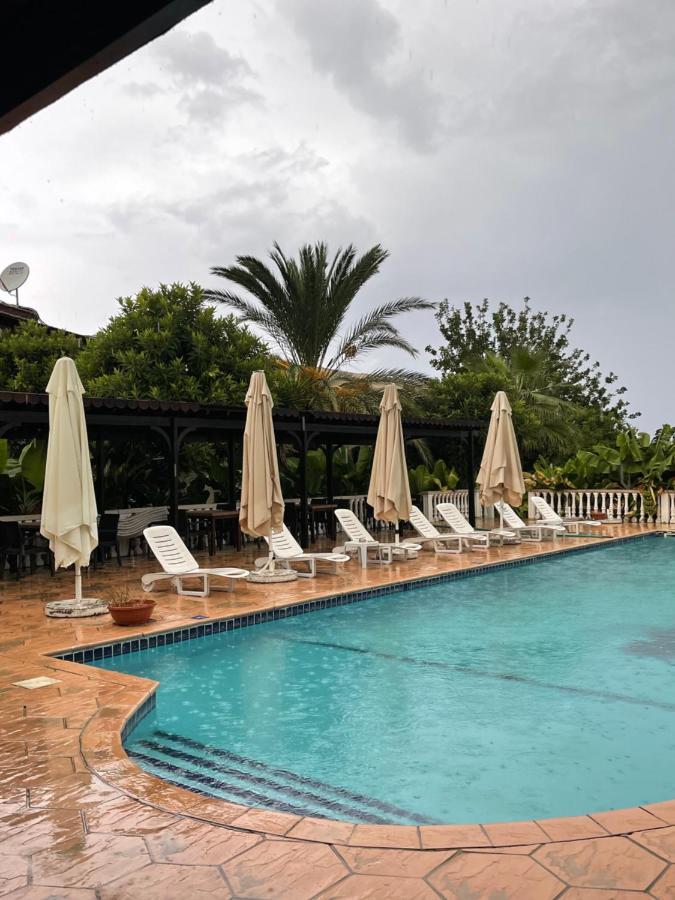 Club Alda Hotel Lapithos  Exterior photo