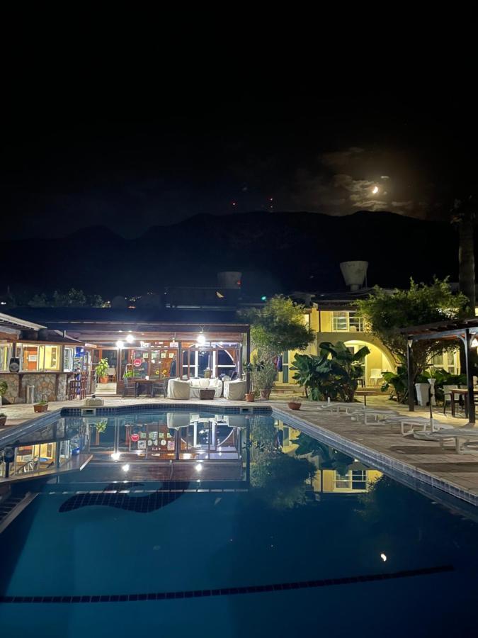 Club Alda Hotel Lapithos  Exterior photo