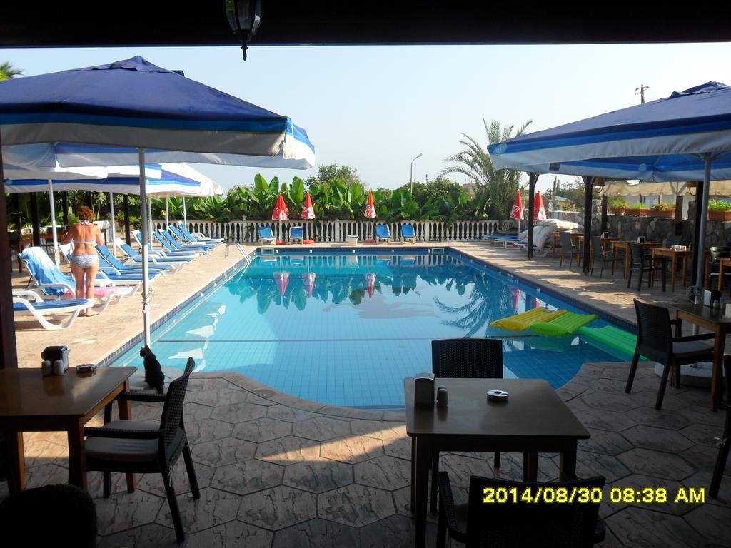 Club Alda Hotel Lapithos  Exterior photo